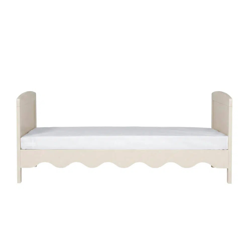 Bebe & Beyond Dancer Cot Bed