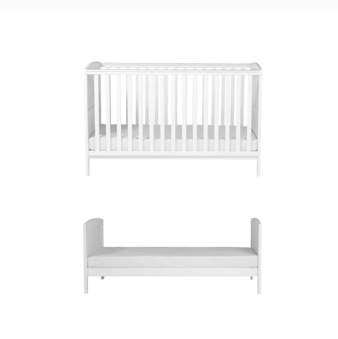 Bebe & Beyond Dreamer 2 Piece Room Set - White